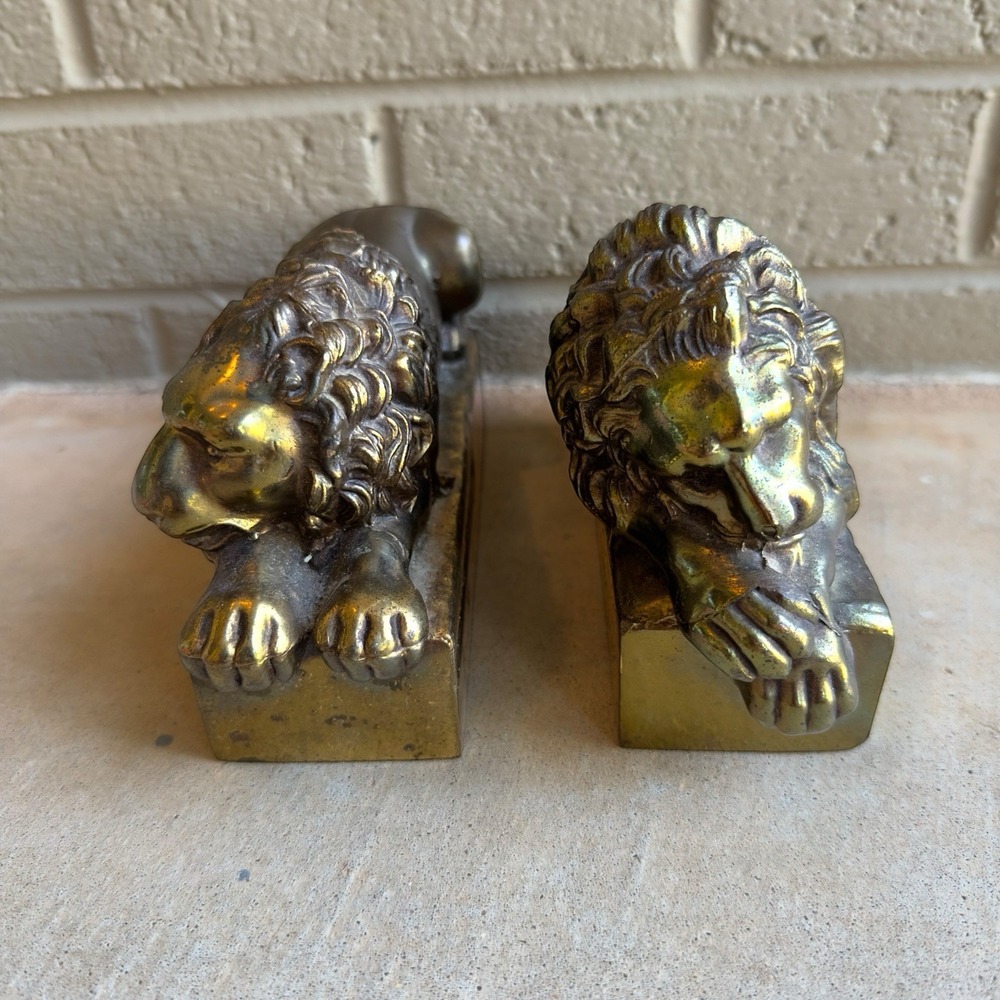 Vintage MCM Antonia Canova 1757-1822 Brass Sleeping Lion Lions Pair Bookends